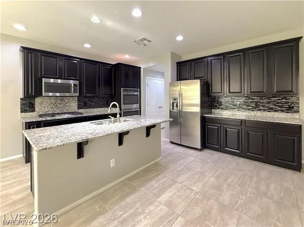 $2,700 | 10139 White Mulberry Drive, Las Vegas, NV 89148