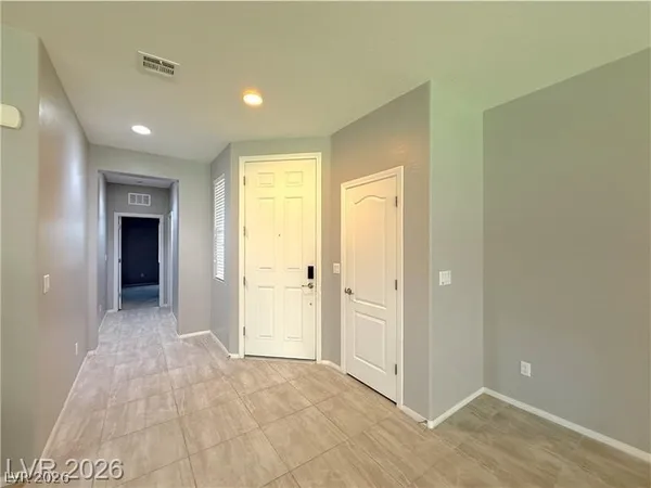 $2,700 | 10139 White Mulberry Drive, Las Vegas, NV 89148