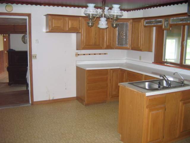 5821 Kilgore Road Croswell, MI 48422 - Photo 2 of 18 31057133-1.JPG