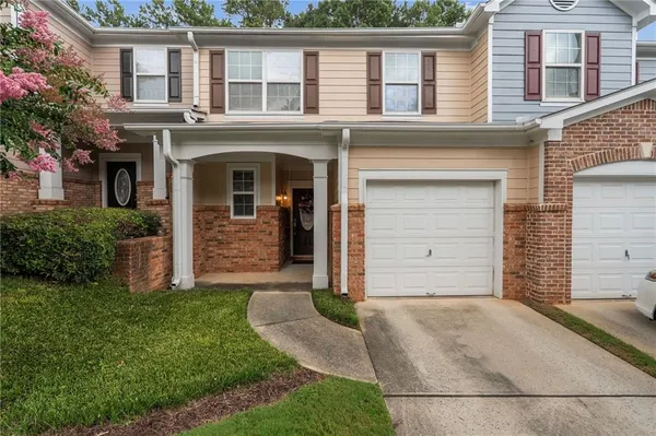 $220,000 | 4028 Carlinswood Way, Stone Mountain, GA 30083