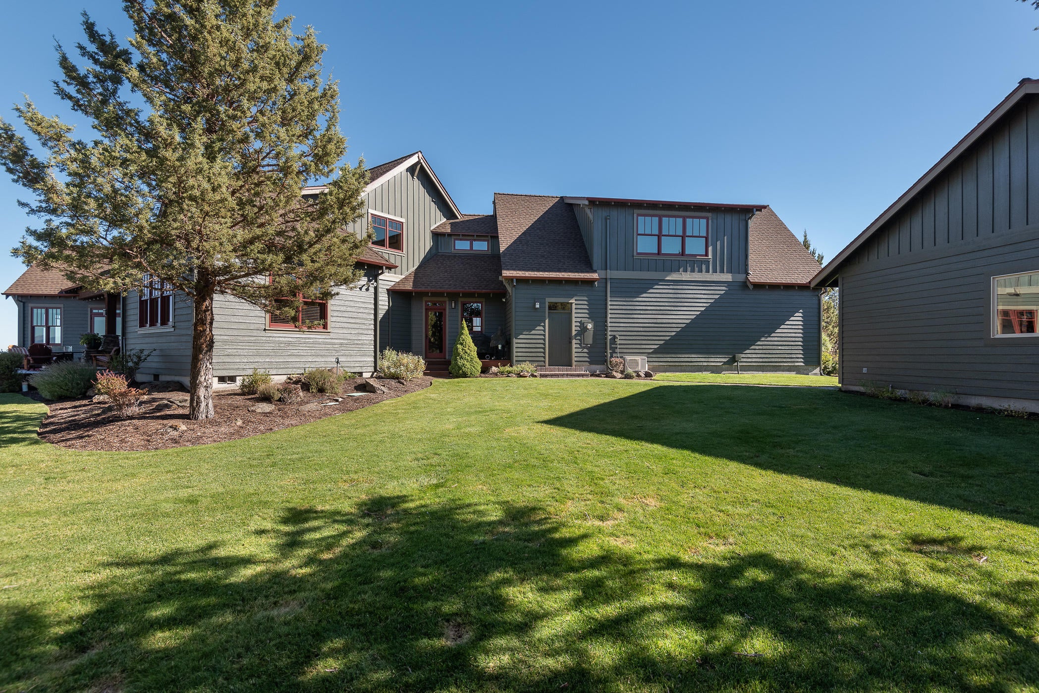 23229 Butterfield Trail Bend, OR 97702 - Photo 48 of 52 48 Back