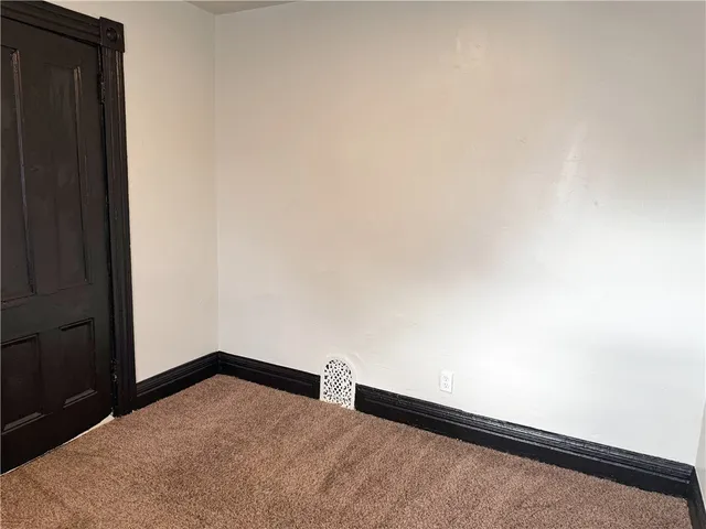 $875 | 6-7 Calihan Park, Rochester, NY 14606