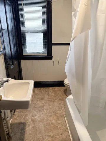 $875 | 6-7 Calihan Park, Rochester, NY 14606