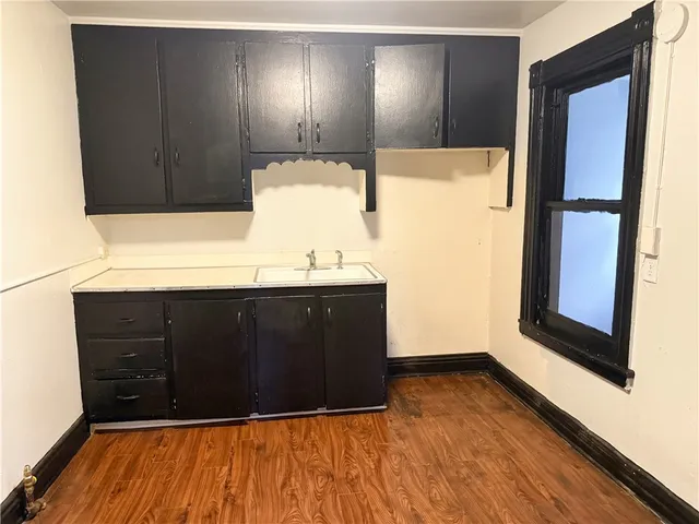 $875 | 6-7 Calihan Park, Rochester, NY 14606