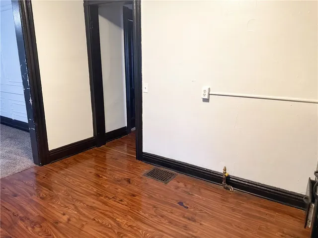 $875 | 6-7 Calihan Park, Rochester, NY 14606