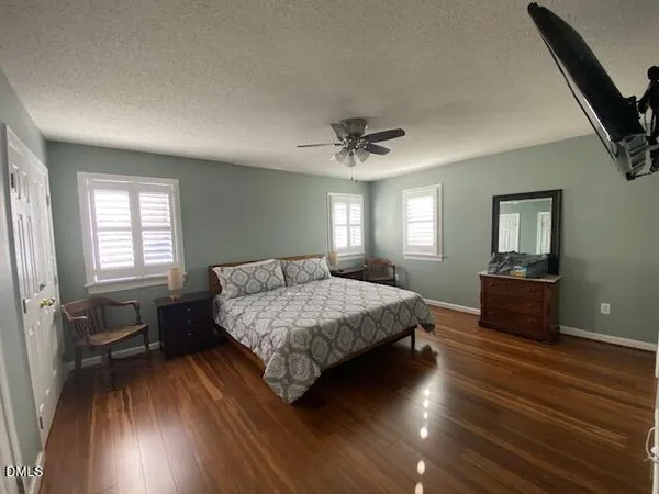 $875,000 | 301 Pebble Hill Lane, Henderson, NC 27537