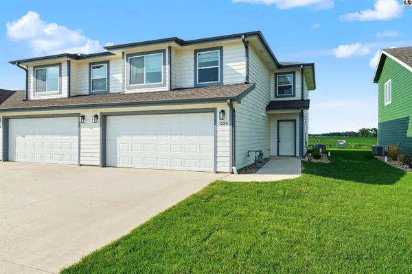 $249,000 | 1224 Steve Hawley Lane, Salina, KS 67401