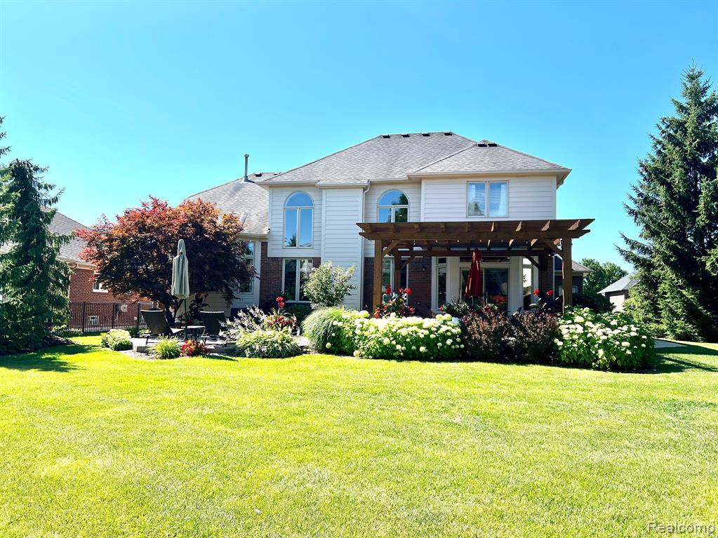 21373 Raintree Drive Macomb, MI 48044 - Photo 47 of 58 Gallery Image 47