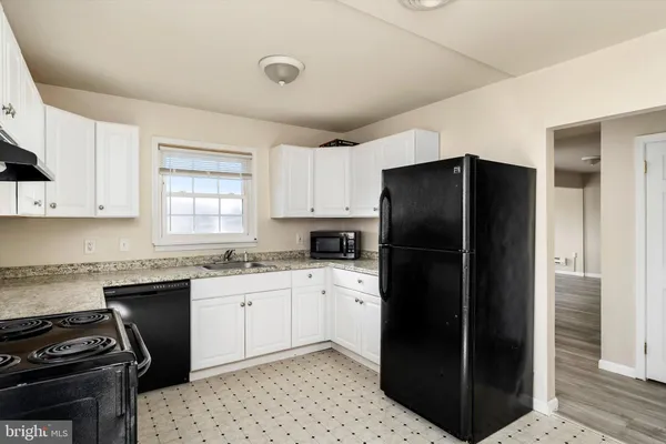 $2,250 | 320 West 5th Street, Florence, NJ 08518