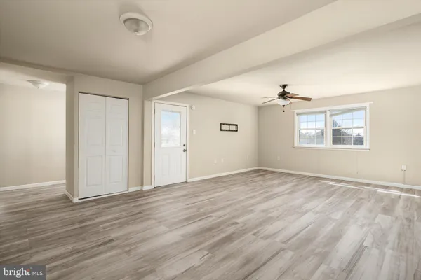 $2,250 | 320 West 5th Street, Florence, NJ 08518