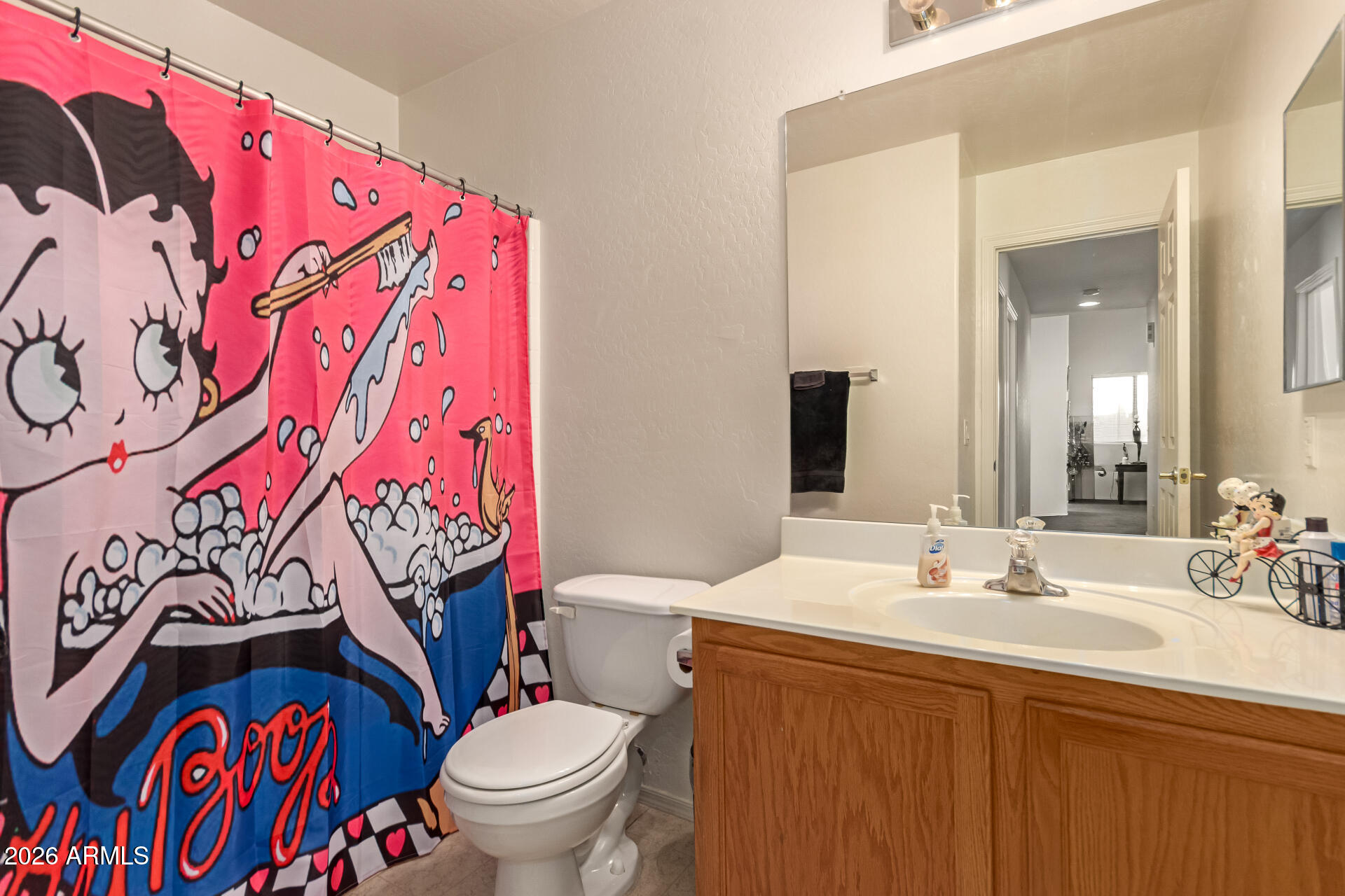 1116 West Maldonado Road Phoenix, AZ 85041 - Photo 21 of 27 Secondary full bathroom