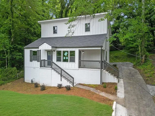 $2,500 | 1080 Westmont Road Southwest, Atlanta, GA 30310