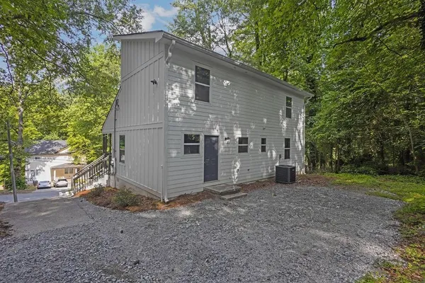 $2,500 | 1080 Westmont Road Southwest, Atlanta, GA 30310