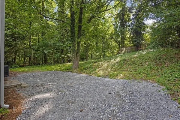$2,500 | 1080 Westmont Road Southwest, Atlanta, GA 30310