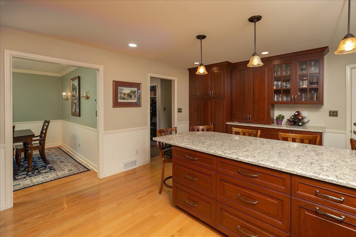 1424 Woodland Drive Southwest Rochester, MN 55902 - Photo 12 of 48