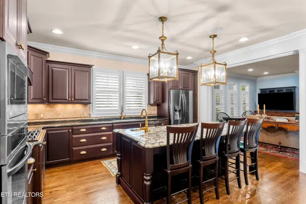 $1,099,900 | 551 Colonial Ridge Lane, Knoxville, TN 37934