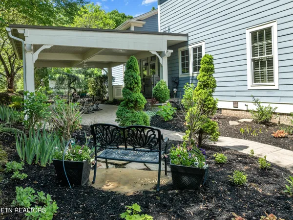 $1,099,900 | 551 Colonial Ridge Lane, Knoxville, TN 37934