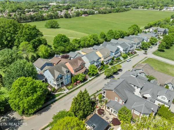 $1,099,900 | 551 Colonial Ridge Lane, Knoxville, TN 37934