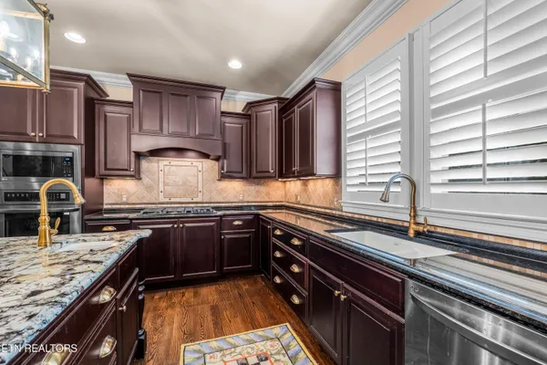 $1,099,900 | 551 Colonial Ridge Lane, Knoxville, TN 37934