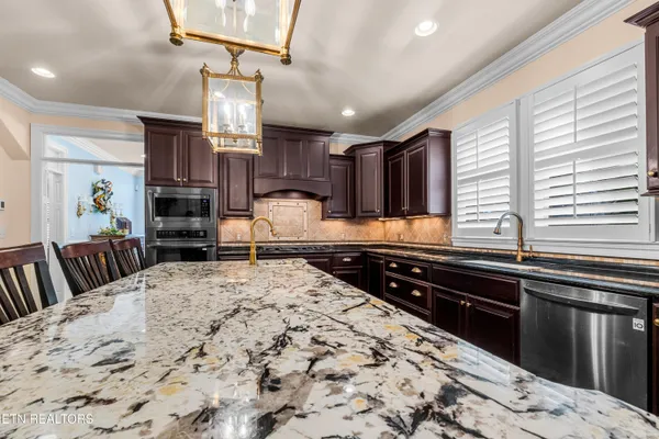 $1,099,900 | 551 Colonial Ridge Lane, Knoxville, TN 37934