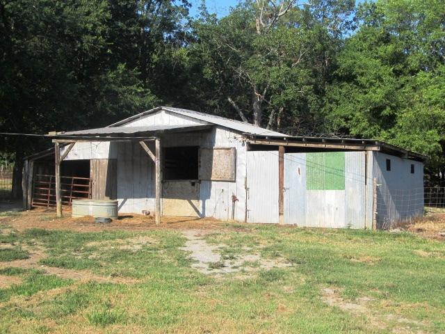 2475 Finley Beech Road Lewisburg, TN 37091 - Photo 11 of 20 3 Stall barn plus hay shed or use for equipment storage.