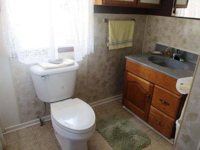 2475 Finley Beech Road Lewisburg, TN 37091 - Photo 19 of 20 Bathroom features a window that allows fresh air to blow in.