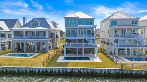 $1,795,000 | 619 Sandy Hook Drive, Pass Christian, MS 39571