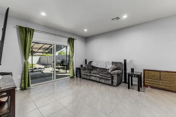 $2,195 | 35350 West San Sisto Avenue, Maricopa, AZ 85138