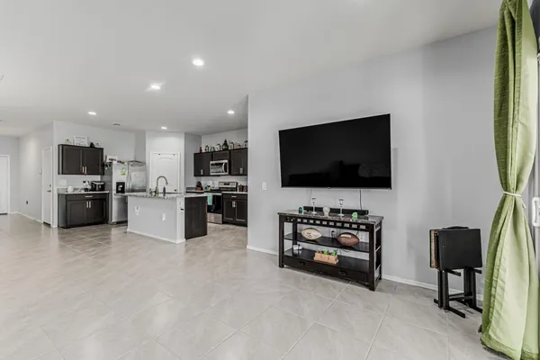 $2,195 | 35350 West San Sisto Avenue, Maricopa, AZ 85138