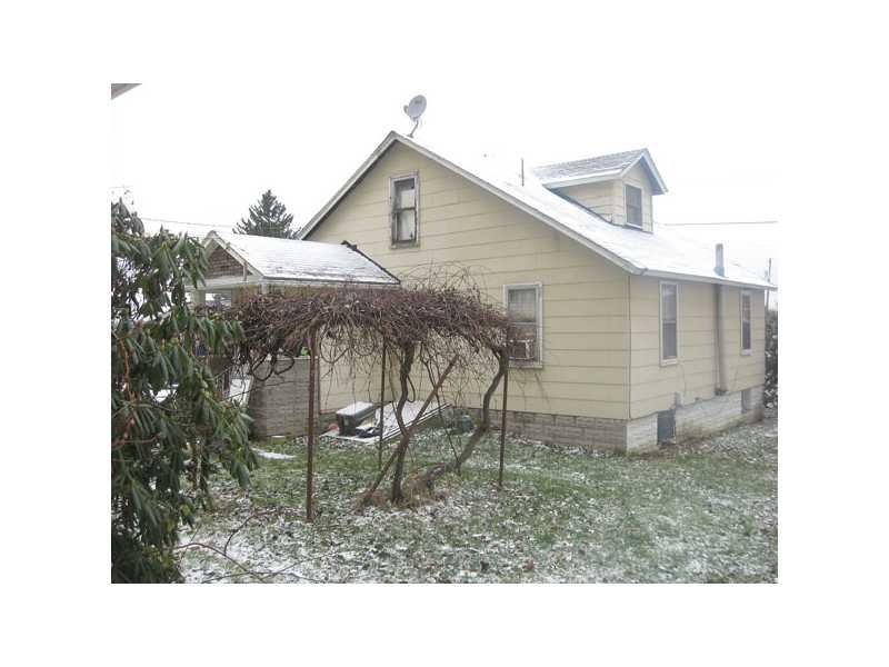 153 State Rte 1025 Dayton, PA 16222 - Photo 4 of 12 Exterior Front.