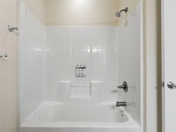 $1,550 | 150 Apple Seed Court, Unit 131, Clarkesville, GA 30523