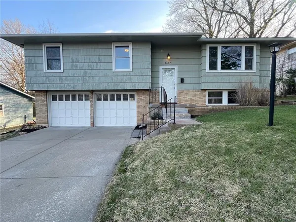 $259,000 | 10637 College Avenue, Kansas City, MO 64137