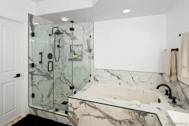 $1,400,000 | 2842 Torrey Pines Road, La Jolla, CA 92037