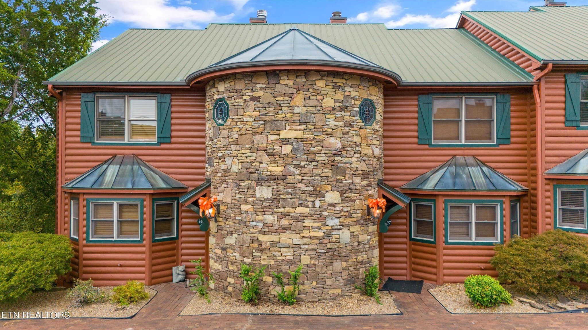 2044 Hickory Ridge Way, Unit 3326 Sevierville, TN 37862 - Photo 1 of 47 Gallery Image 1