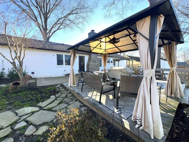 a view of outdoor space yard and patio