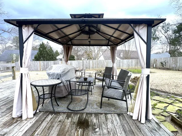 a view of outdoor space yard deck and patio