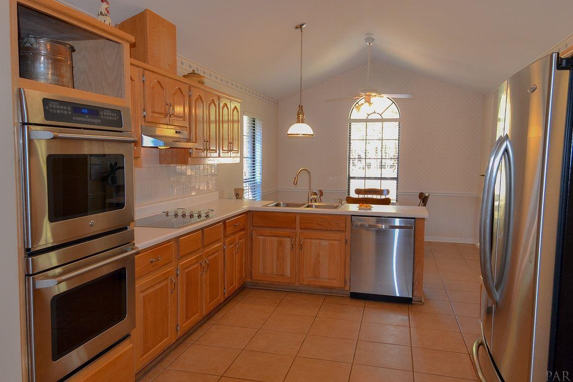 5808 Foxwood Road Milton, FL 32570 - Photo 8 of 50 Gallery Image 8