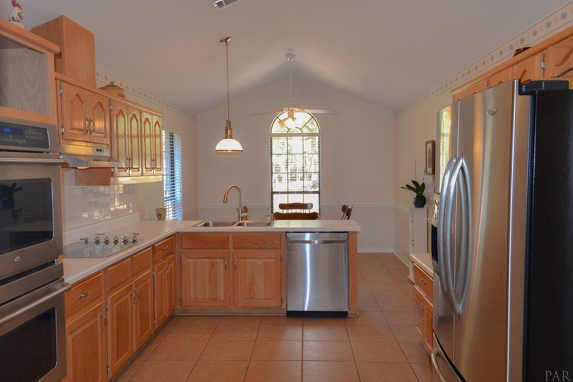 5808 Foxwood Road Milton, FL 32570 - Photo 9 of 50 Gallery Image 9