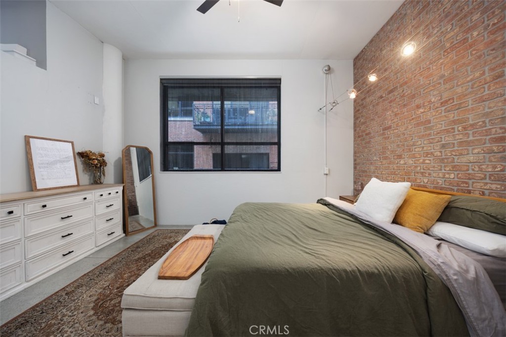 835 Locust Avenue, Unit 421 Long Beach, CA 90813 - Photo 11 of 24