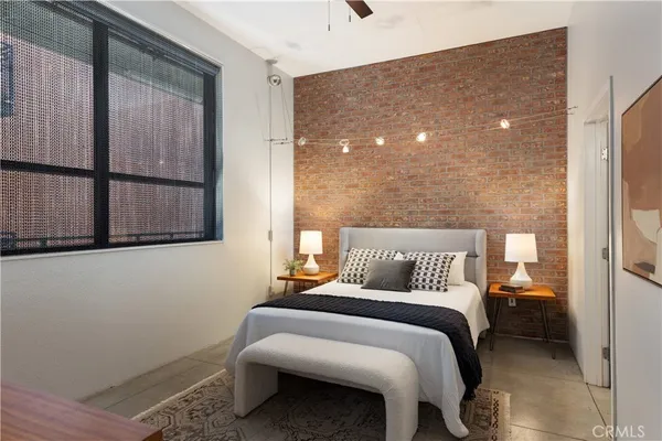 $638,500 | 835 Locust Avenue, Unit 421, Long Beach, CA 90813