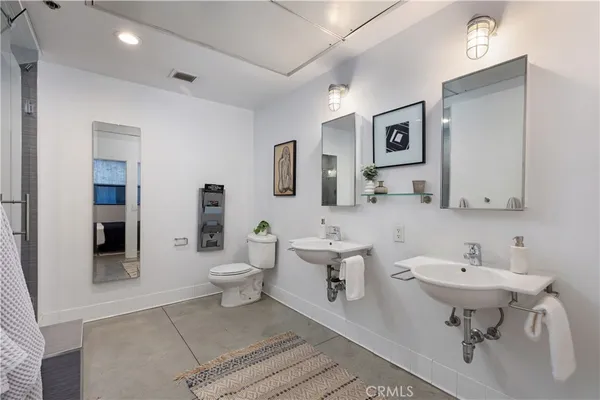 $638,500 | 835 Locust Avenue, Unit 421, Long Beach, CA 90813