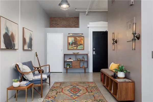 $638,500 | 835 Locust Avenue, Unit 421, Long Beach, CA 90813