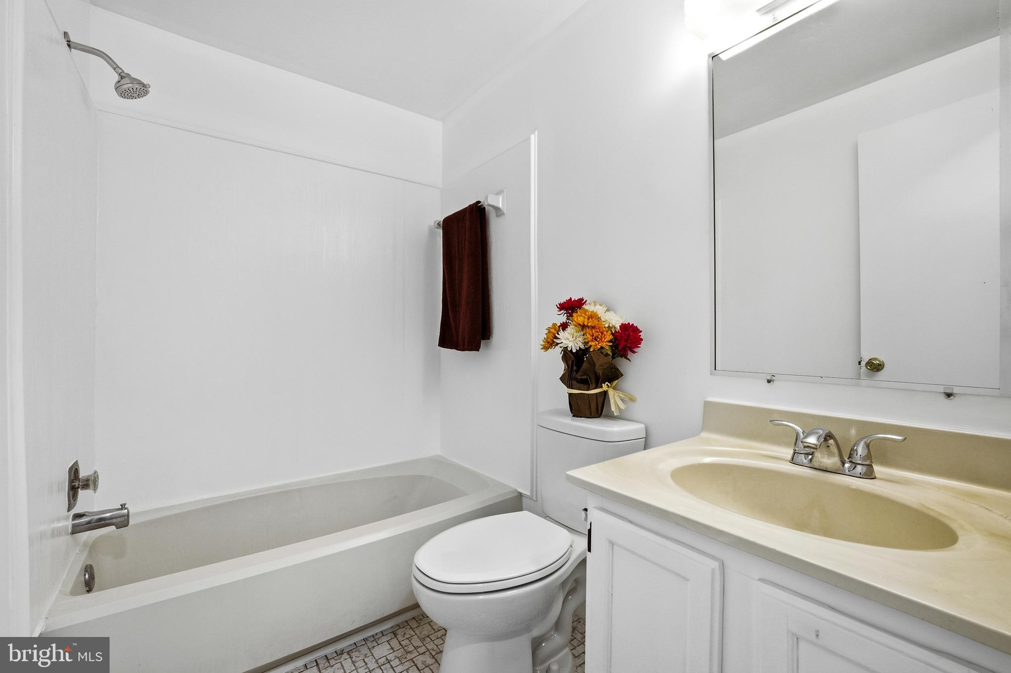 185 Sharpstead Lane Gaithersburg, MD 20878 - Photo 23 of 30