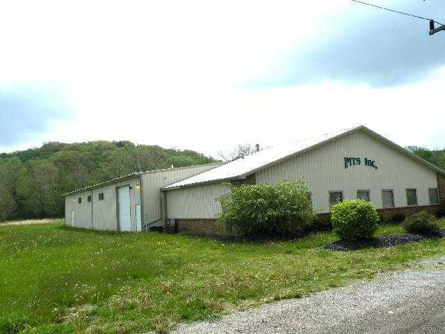422 Quarry Road Southeast Lancaster, OH 43130 - Photo 1 of 18 Primary Photo