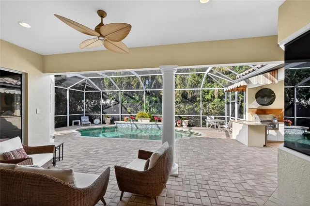 $2,895,000 | 404 Partridge Circle, Sarasota, FL 34236