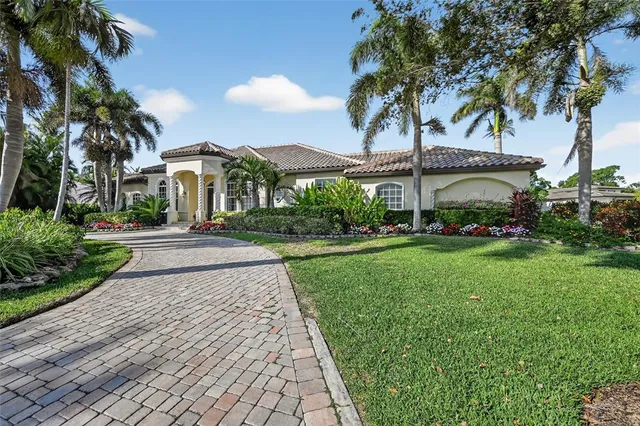 $2,895,000 | 404 Partridge Circle, Sarasota, FL 34236