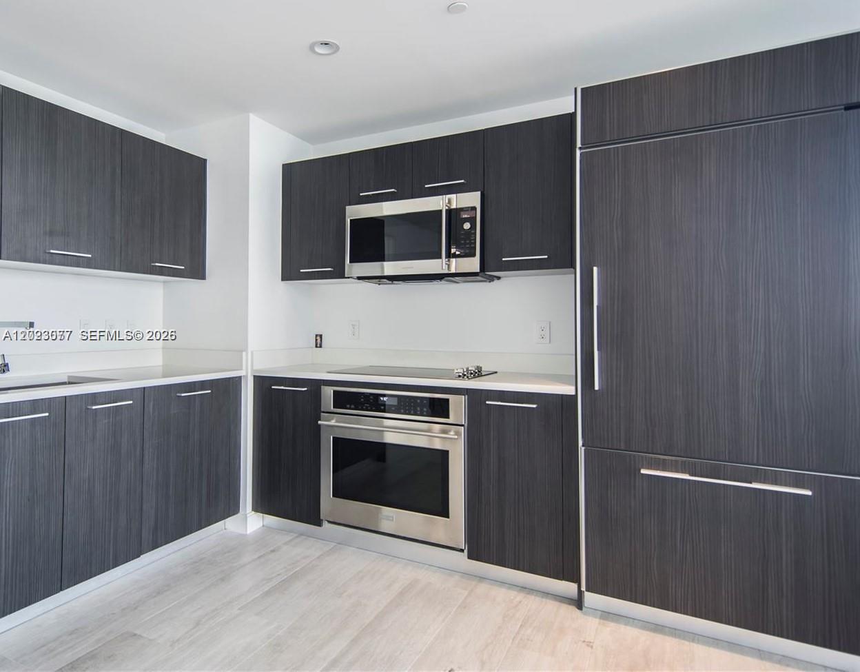 45 Southwest 9th Street, Unit 3501 Miami, FL 33130 - Photo 18 of 19