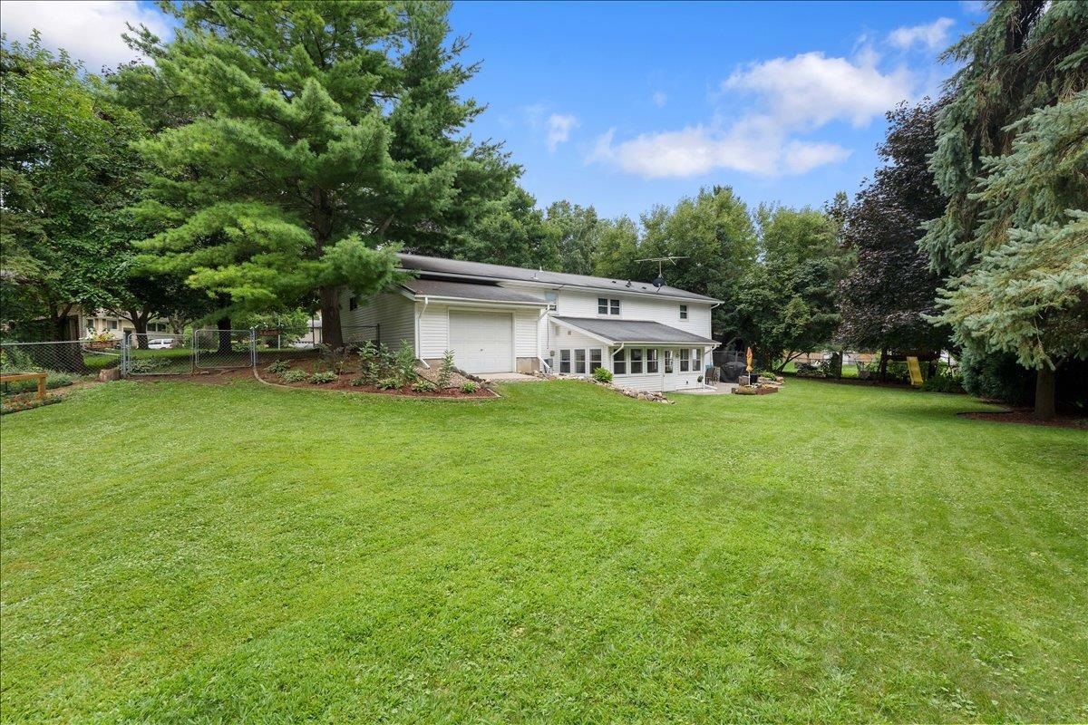 118 Violet Circle Madison, WI 53714 - Photo 51 of 56