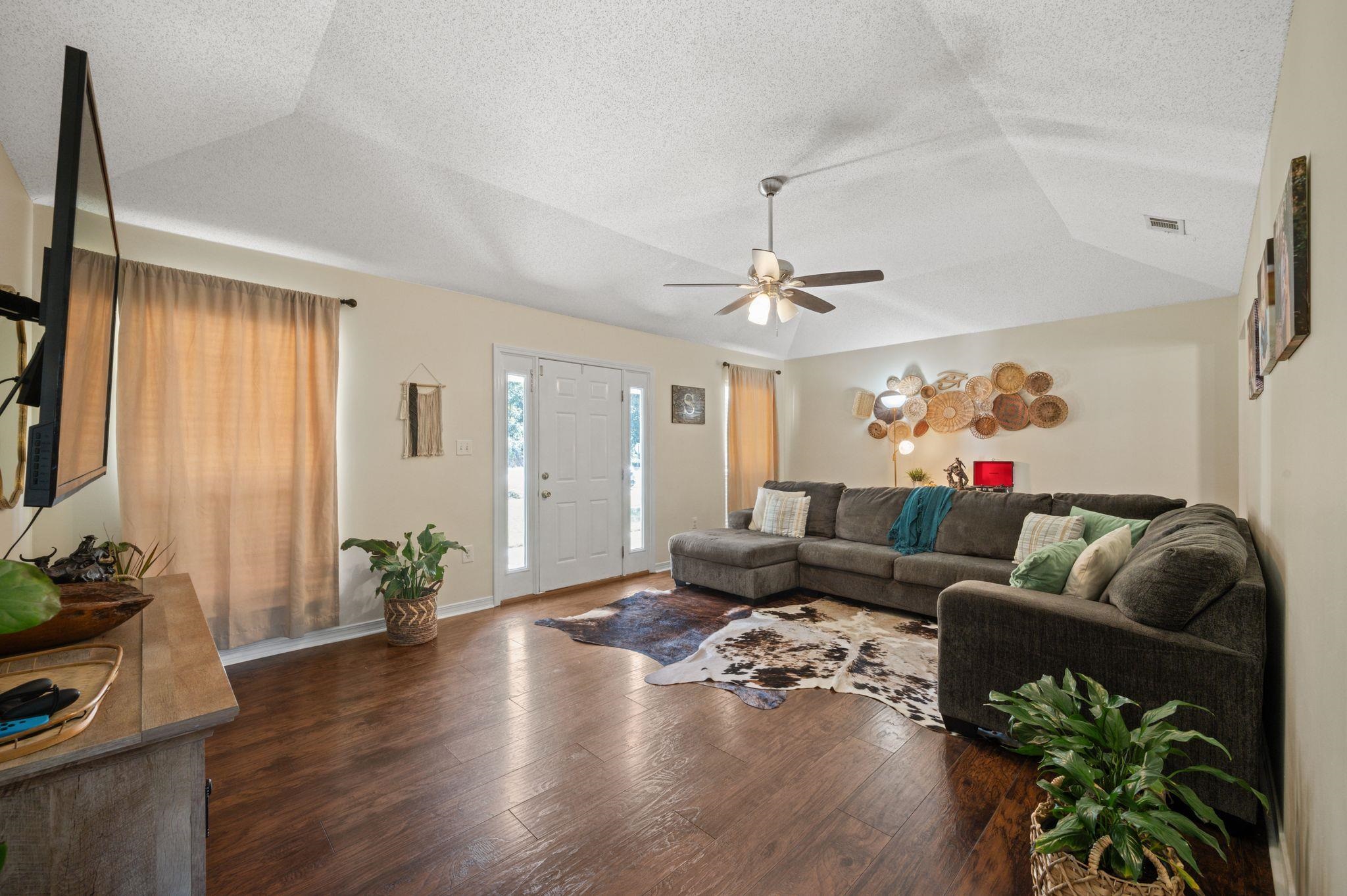 13025 County Road 55 Foley, AL 36535 - Photo 20 of 49 Living Room