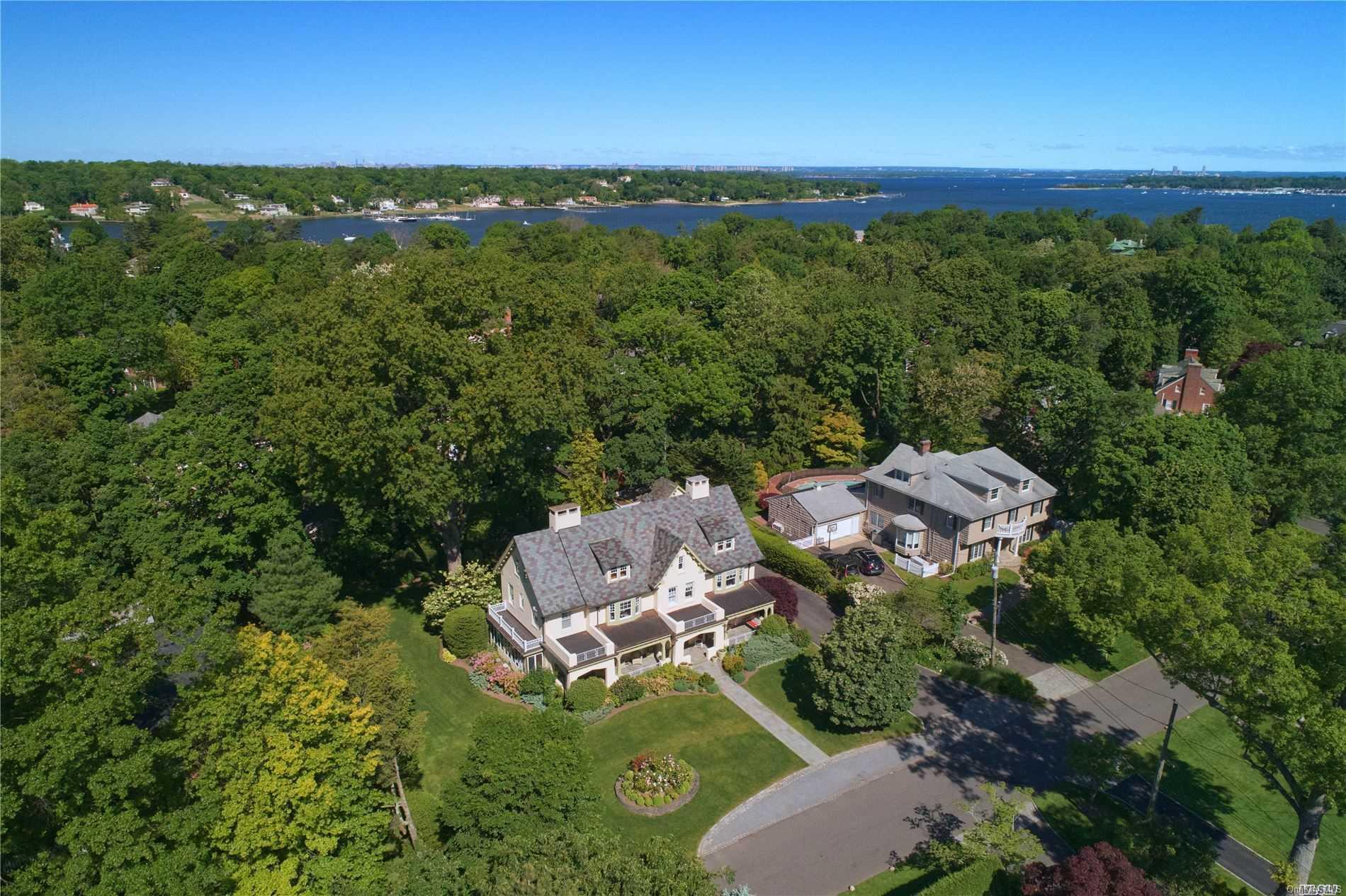 In the heart of Plandome